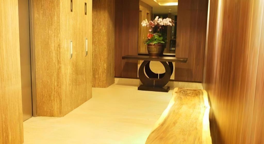 Arch Hotel Богор Екстер'єр фото