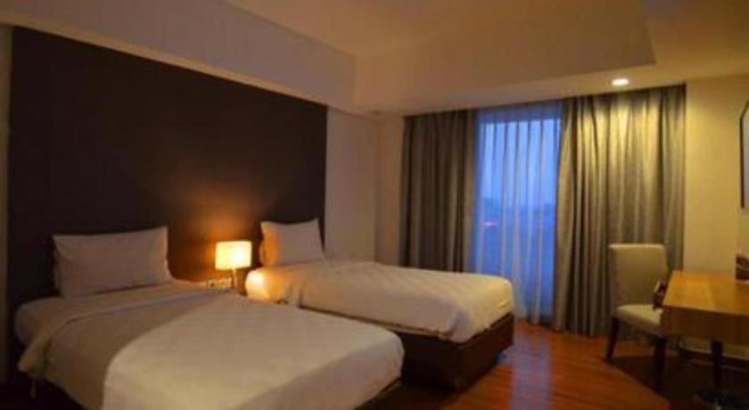 Arch Hotel Богор Екстер'єр фото